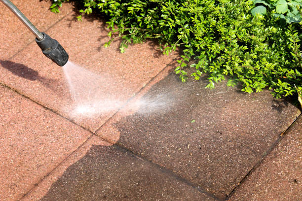 Fence Pressure Washing in Hennessey, OK